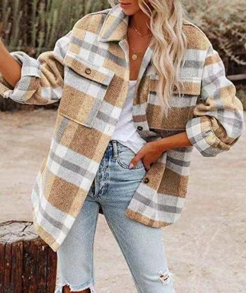 Women's Oversized Plaid Shacket - Cozy Flannel Jacket for Fall Fashion