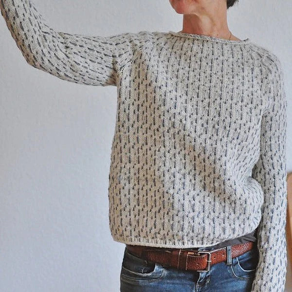 Women's Elegant Round Neck Sweater - Cozy Knit Pullover for Stylish Comfort