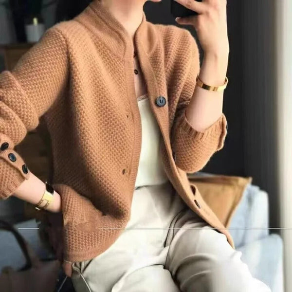 Avencea Women's Thick Cashmere Wool Jacket | Luxurious Outerwear for Ultimate Warmth and Style