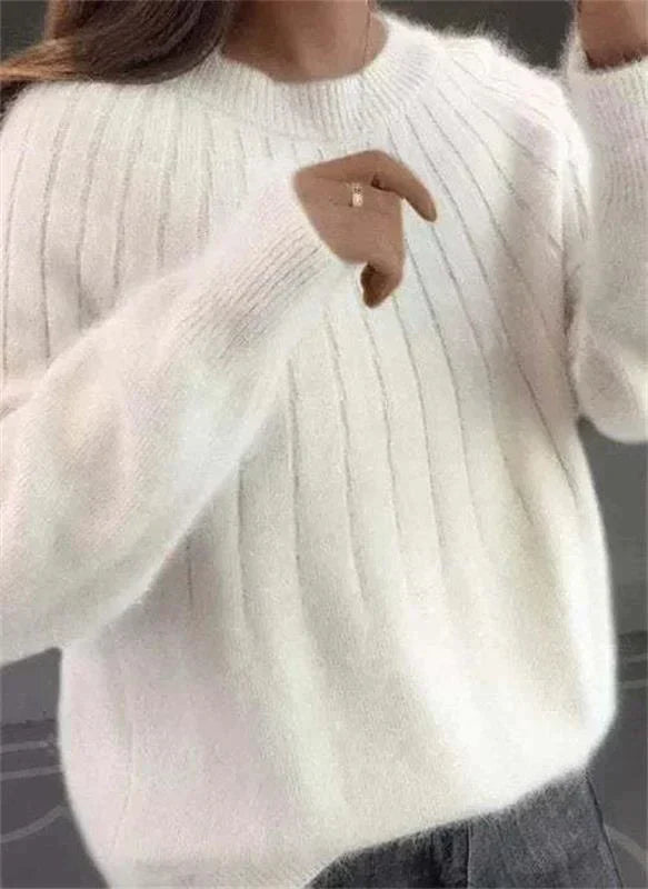 Cozy Women's Fluffy Cashmere-Feel Knitted Jumper - Soft, Stylish & Warm Sweater