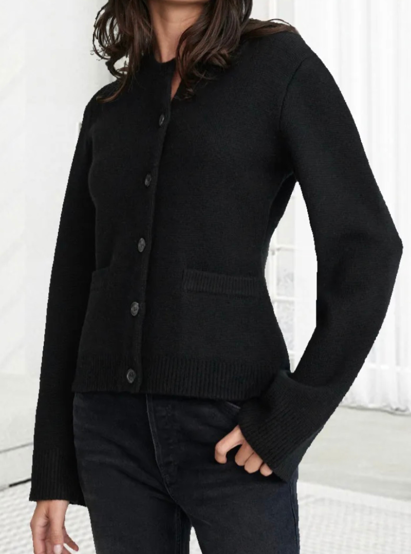 Women's Long Flare Sleeve Sweater - Cozy Knit Top for Fall & Winter Fashion