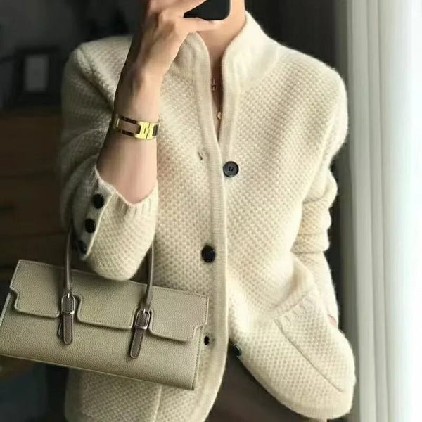Avencea Women's Thick Cashmere Wool Jacket | Luxurious Outerwear for Ultimate Warmth and Style