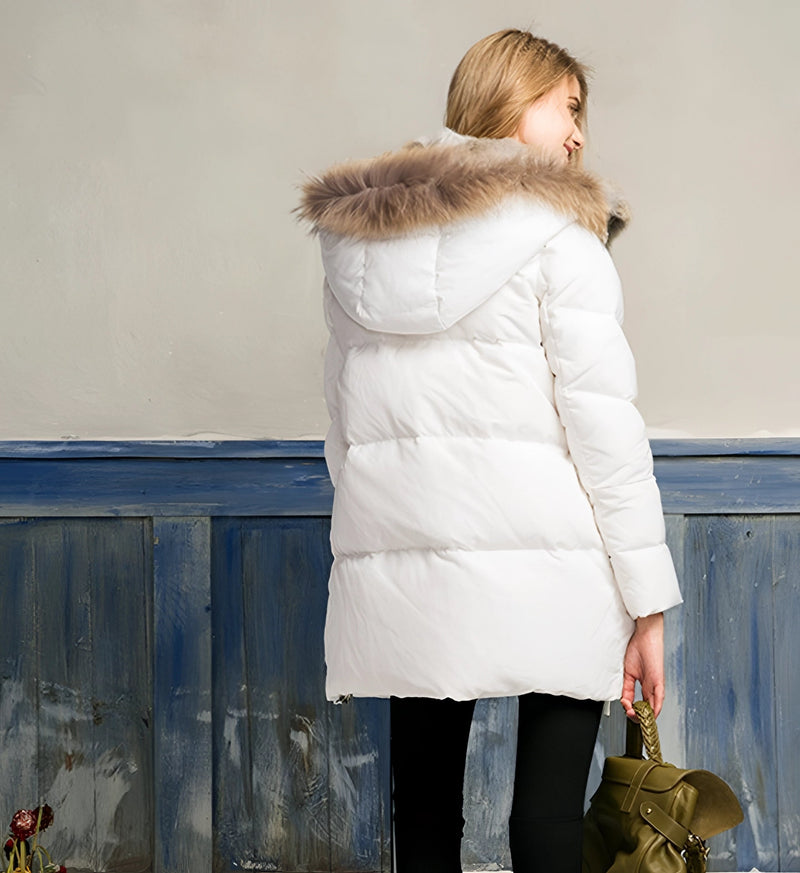 Women's Luxury White Puffer Jacket with Fur Hood - Stylish Winter Coat for Ultimate Warmth and Comfort