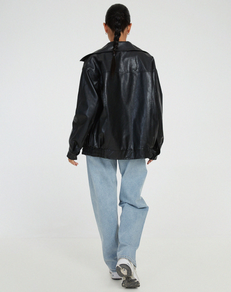 Stylish Women's Oversized Leather Jacket - Trendy Fashion Outerwear for a Chic Look