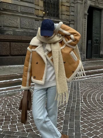 Women's Oversized Winter Jacket - Short Length with Stylish Contrast Trim Design