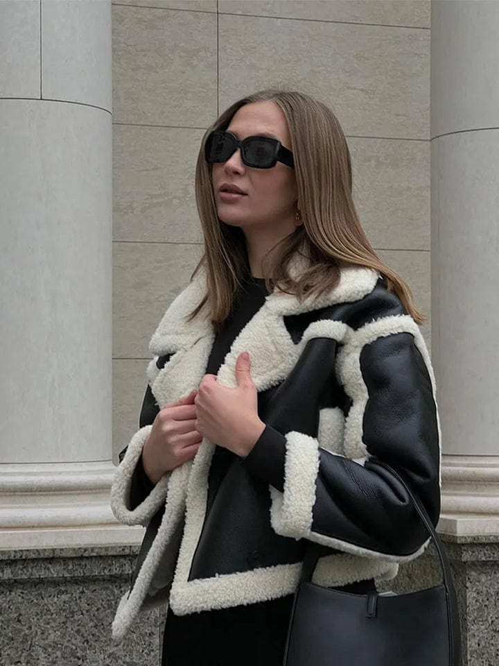 Women's Oversized Winter Jacket - Short Length with Stylish Contrast Trim Design