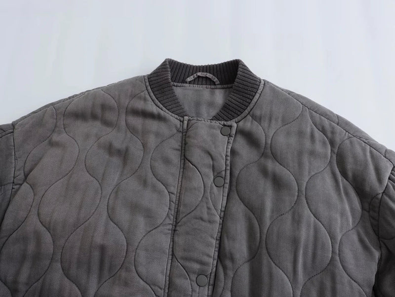 Women's Oversized Quilted Bomber Jacket - Stylish Snap Button Closure & Functional Pockets