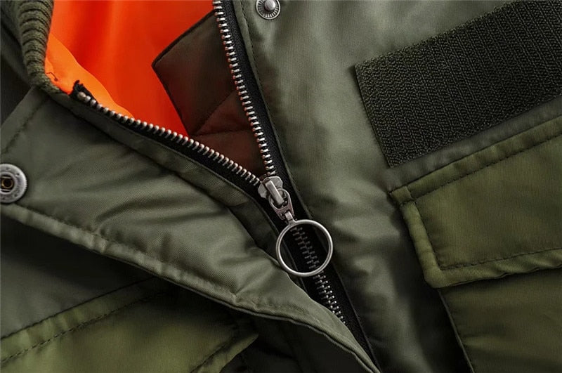Women's Cropped Utility Bomber Jacket - Stylish with Patch Pockets & Zip Sleeves for Versatile Fashion