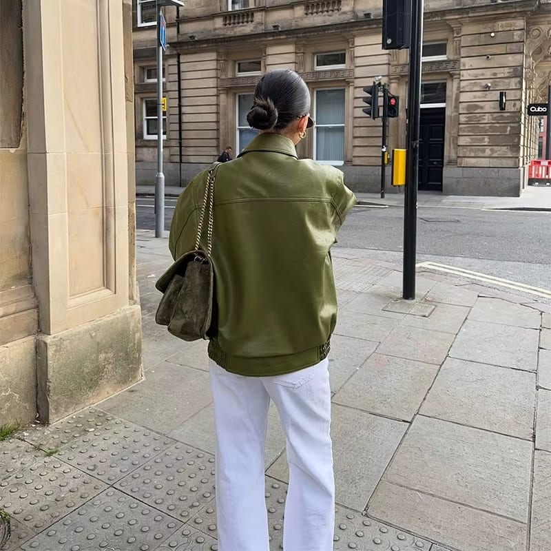 Women's Oversized Zip Front Jacket with Flap Pockets - Stylish & Comfortable Outerwear