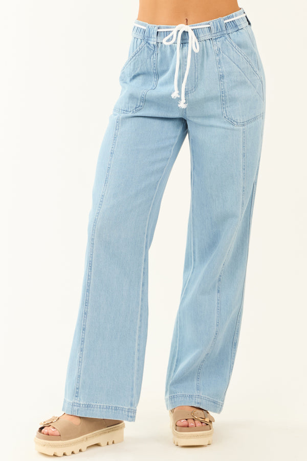 Risen Light Wash Wide Leg Jeans with Waist Tie - Trendy & Comfortable Women's Denim