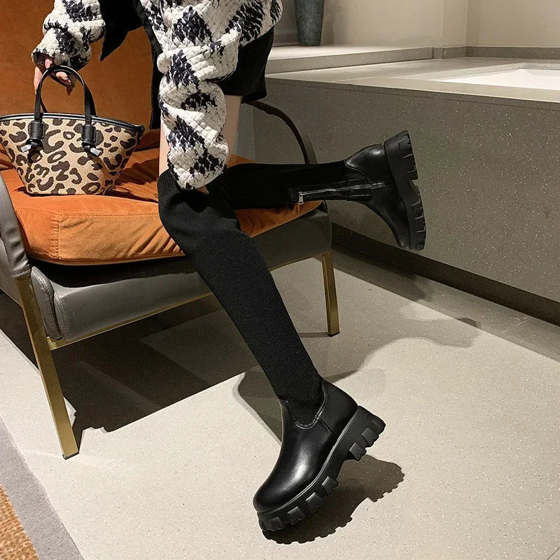 Women's Stretch Fit Knee High Boots - Chunky Lug Sole & Side Zip Closure for Comfort and Style