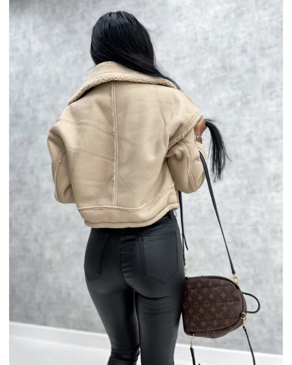 Luxury Women's Jacket by Cuma | Stylish & Elegant Outerwear for Every Occasion
