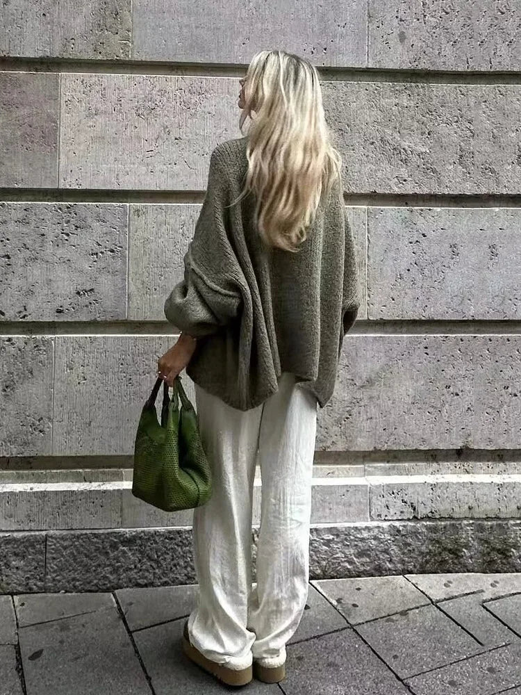 Chic Women's Bat Sleeve Cardigan with Stylish Lapel & Metal Button Accents - Perfect for Layering