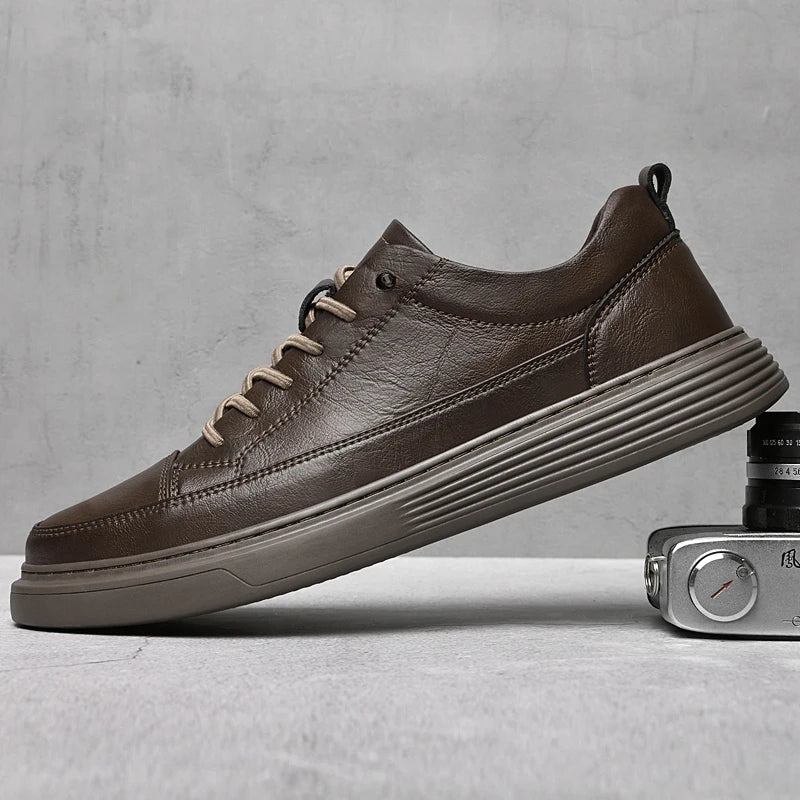 Men's Low-Top Sneakers - Stylish Tonal Stitching & Secure Lace-Up Closure for Comfort & Versatility