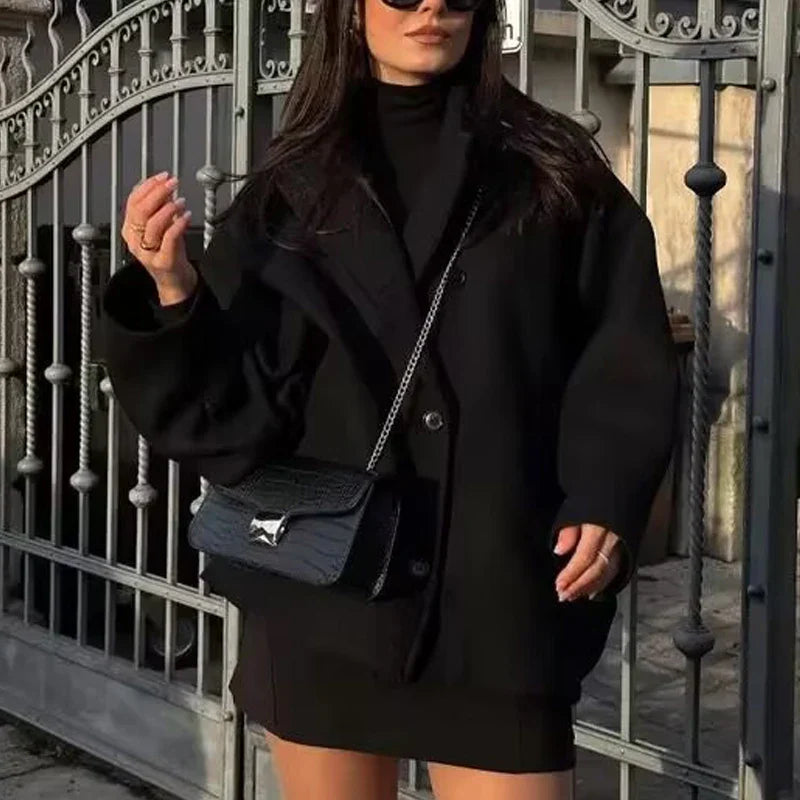 Women's Oversized Winter Coat - Long Sleeve Button Front Jacket for Ultimate Warmth & Style