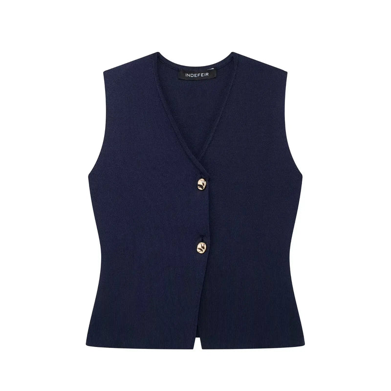 Women's Sleeveless Knitted Vest Top - Button-Front Design for Stylish Layering