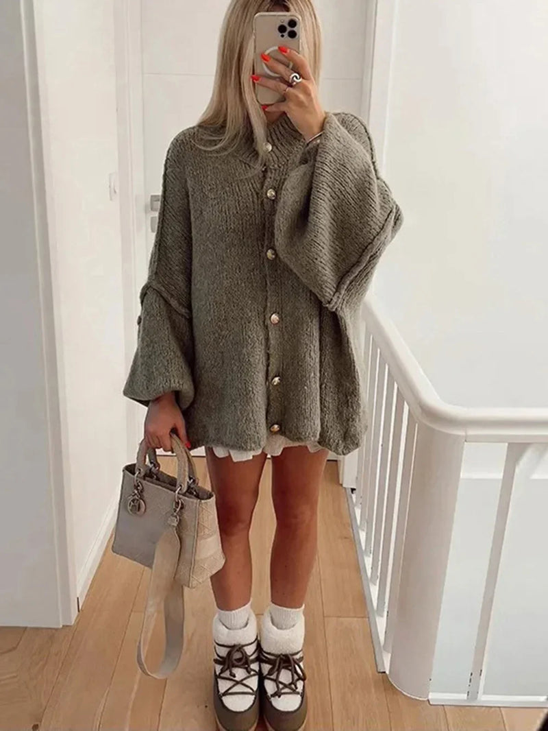 Chic Women's Bat Sleeve Cardigan with Stylish Lapel & Metal Button Accents - Perfect for Layering