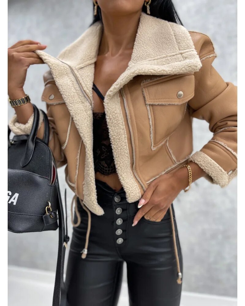 Luxury Women's Jacket by Cuma | Stylish & Elegant Outerwear for Every Occasion