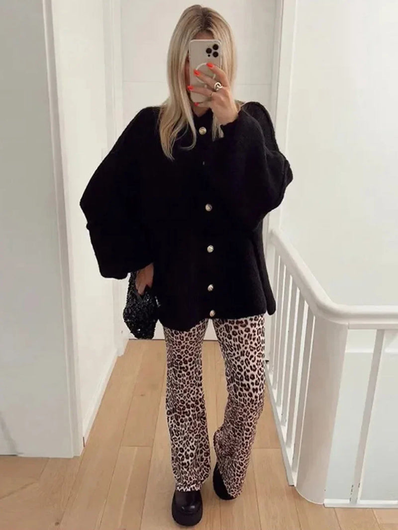 Chic Women's Bat Sleeve Cardigan with Stylish Lapel & Metal Button Accents - Perfect for Layering