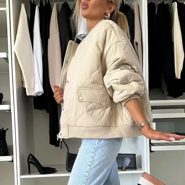 Stylish Women's Autumn Bomber Jacket - Trendy Outerwear for Fall Fashion