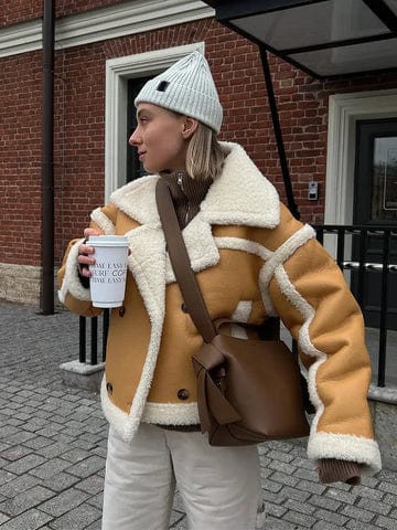 Women's Oversized Winter Jacket - Short Length with Stylish Contrast Trim Design