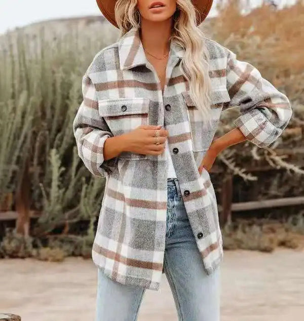 Women's Oversized Plaid Shacket - Cozy Flannel Jacket for Fall Fashion