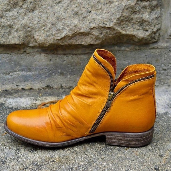 Stylish Women's Side-Zip Ankle Boots with Low Heel & Trendy Ruched Detailing - Perfect for Everyday Wear