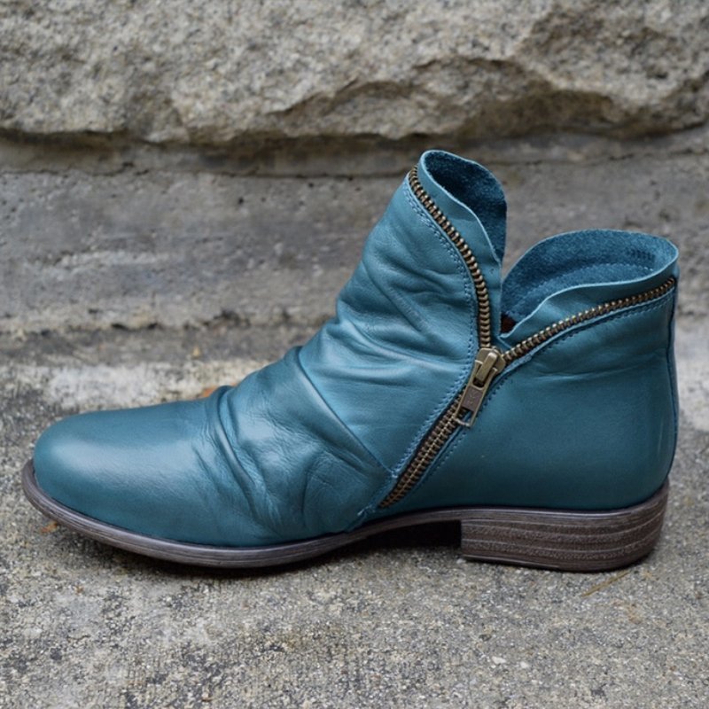 Stylish Women's Side-Zip Ankle Boots with Low Heel & Trendy Ruched Detailing - Perfect for Everyday Wear