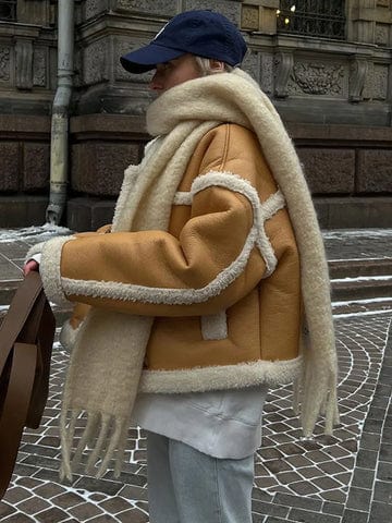 Women's Oversized Winter Jacket - Short Length with Stylish Contrast Trim Design